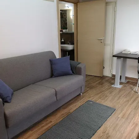 Frida - One-bedroom By Piazza Duomo Apartment