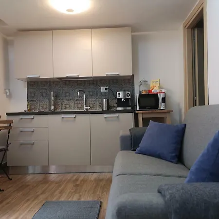 Frida - One-bedroom By Piazza Duomo Apartament *